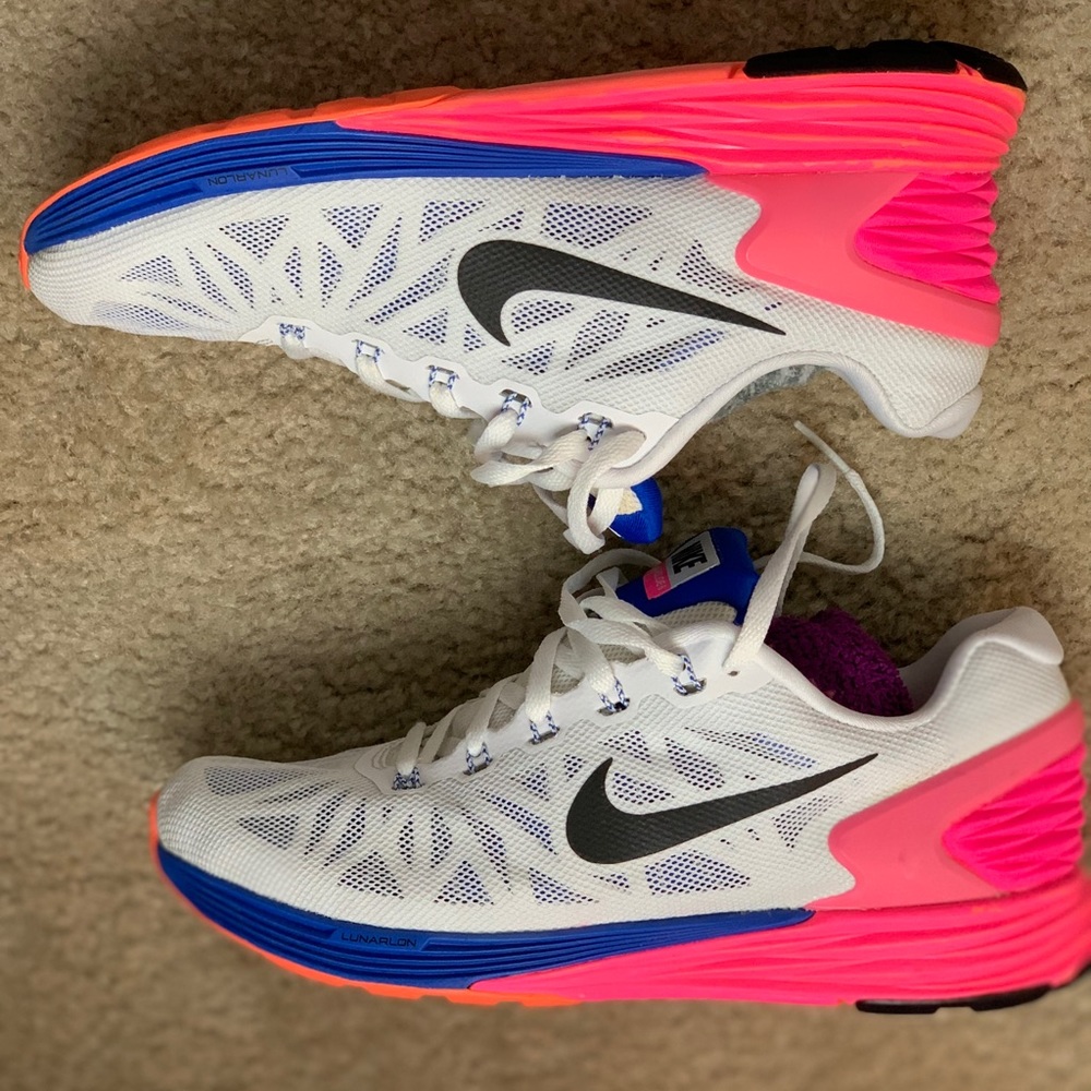 SOLD!!!Women Nike Lunarglide 6